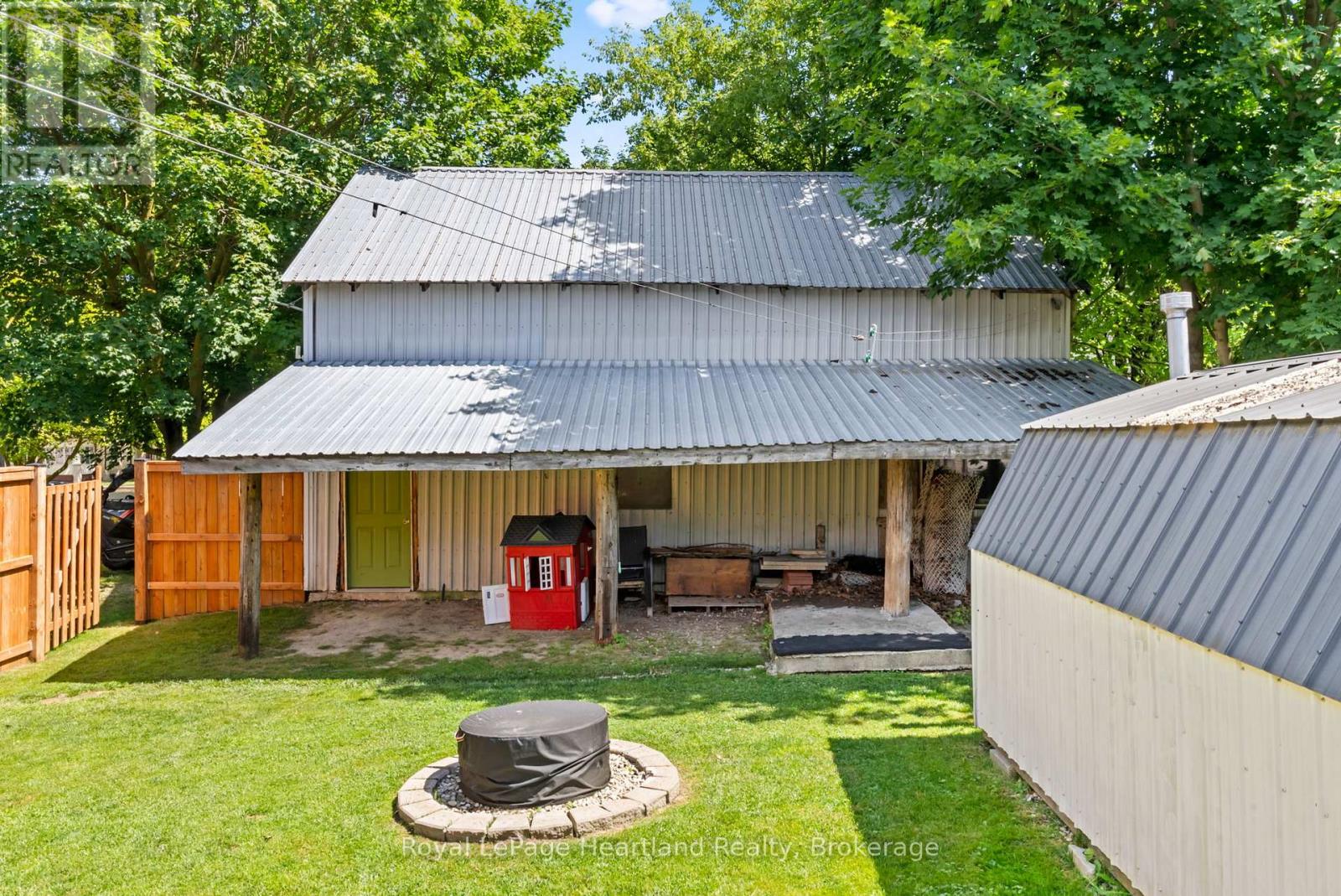 75 Margaret Street, Minto, Ontario  N0G 1Z0 - Photo 29 - X12304084
