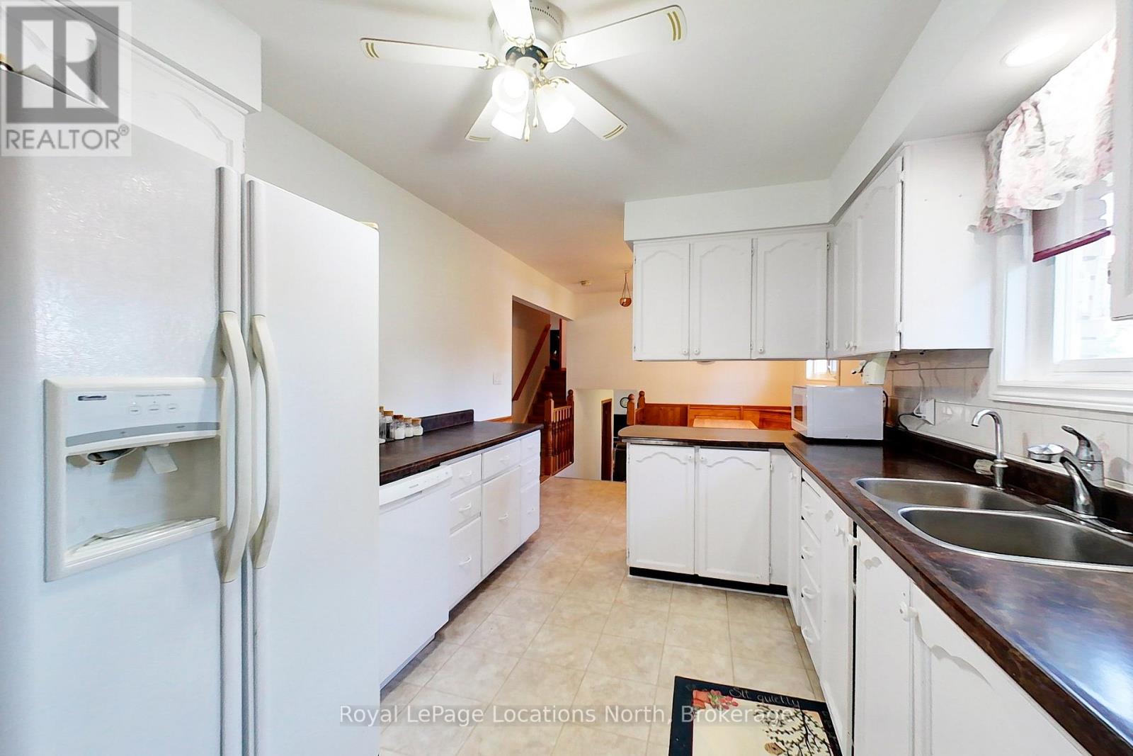 221 John Street E, Clearview, Ontario  L0M 1S0 - Photo 18 - S12304584