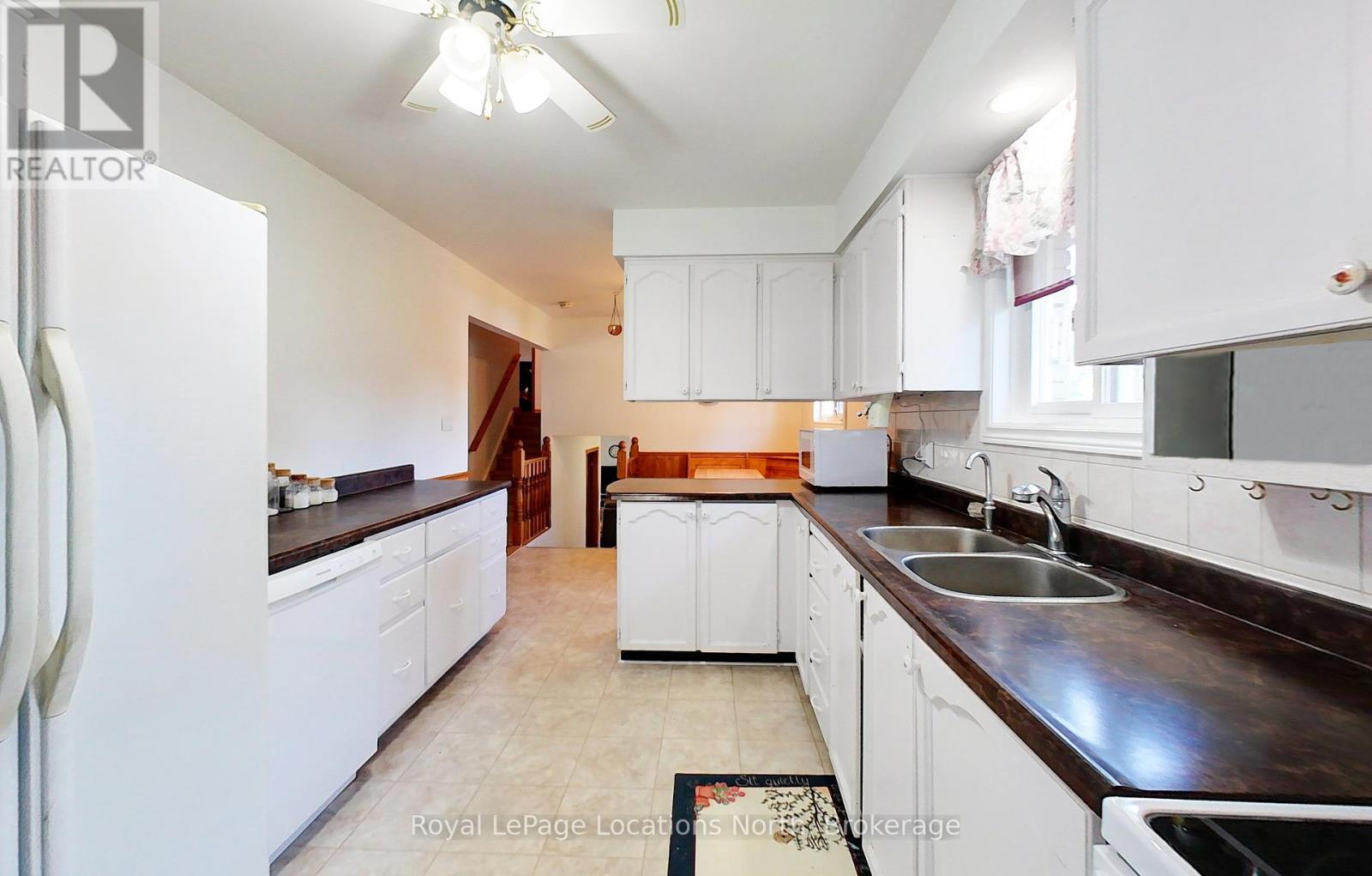 221 John Street E, Clearview, Ontario  L0M 1S0 - Photo 19 - S12304584
