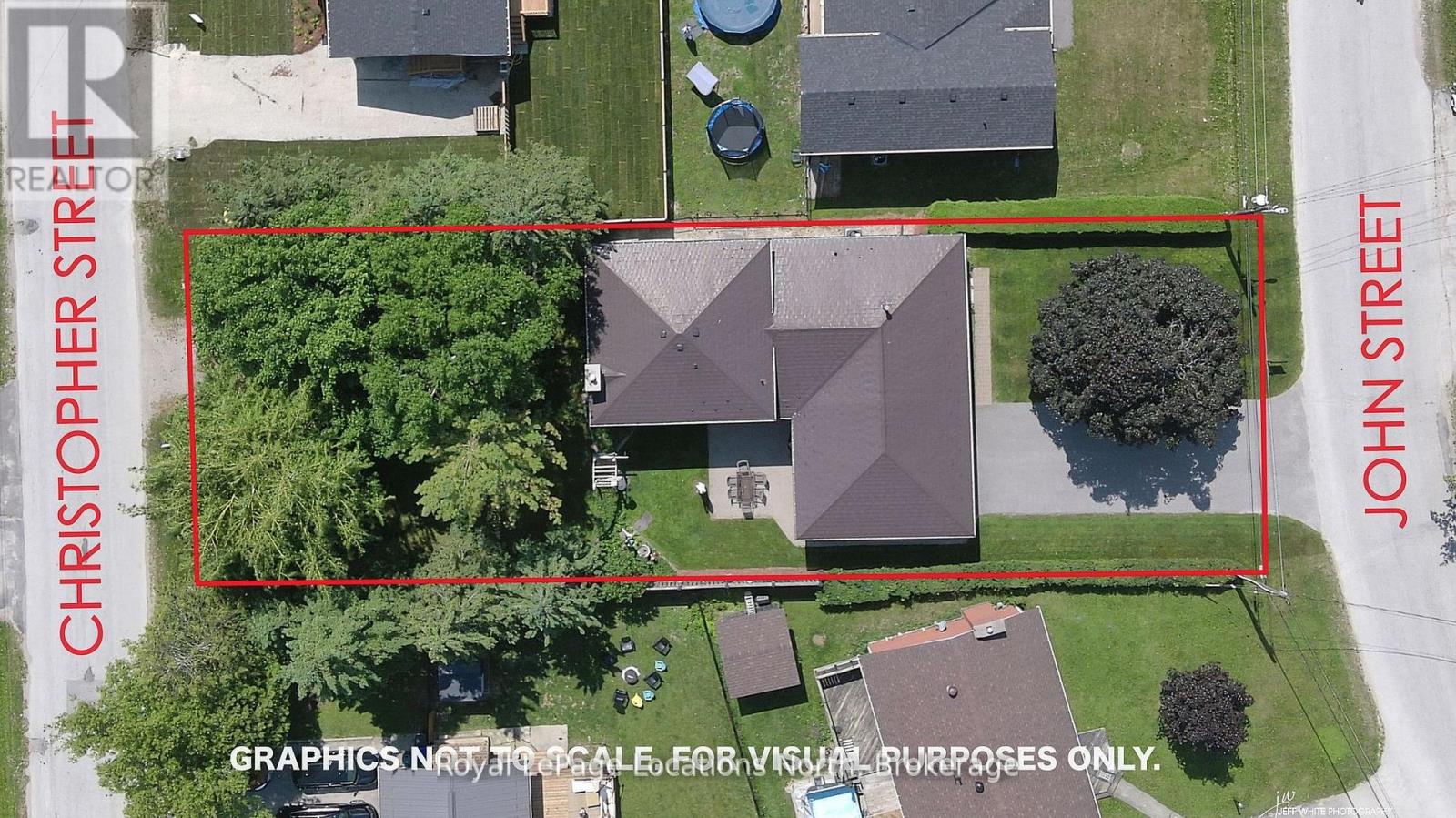 221 John Street E, Clearview, Ontario  L0M 1S0 - Photo 2 - S12304584