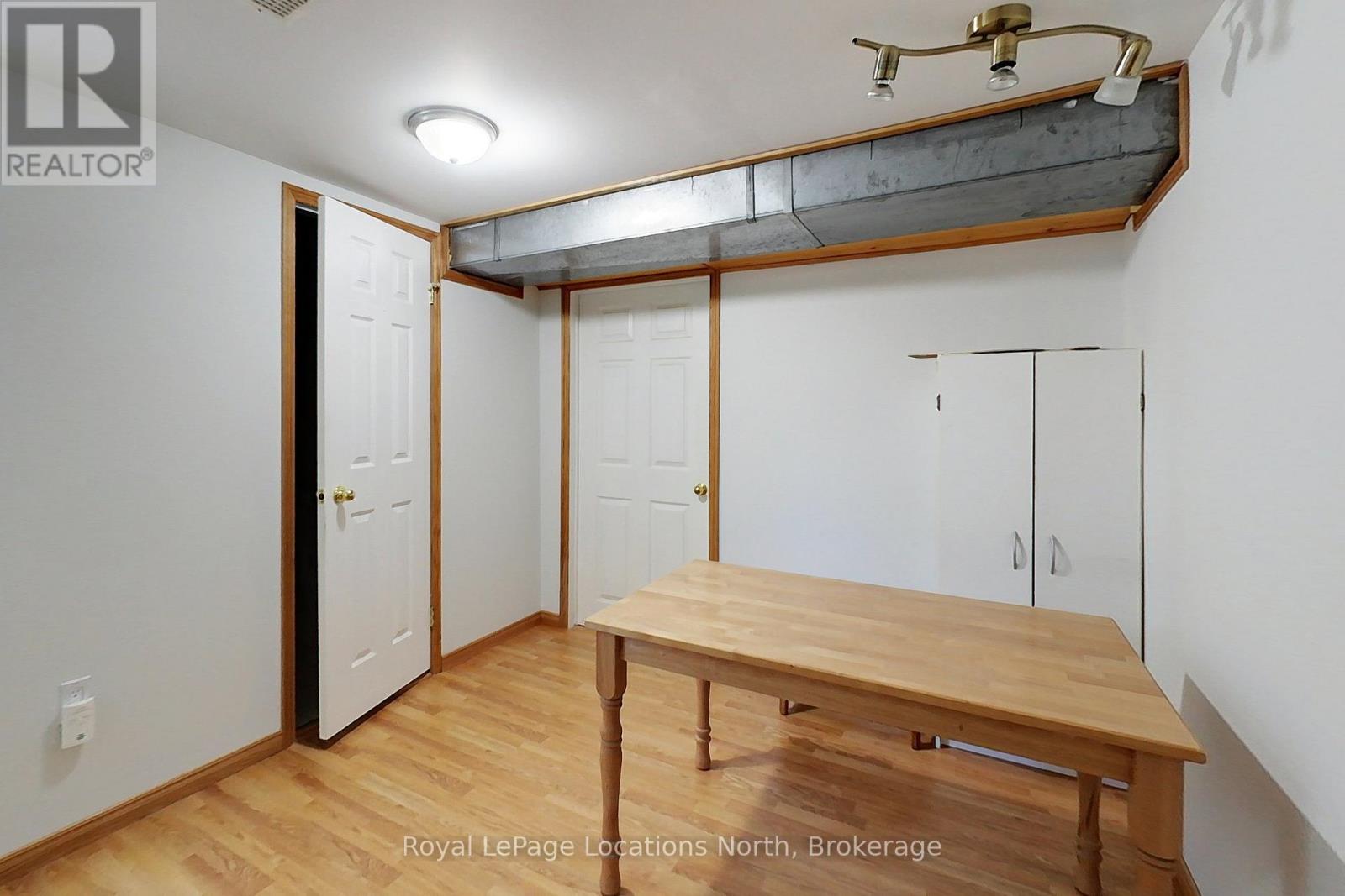 221 John Street E, Clearview, Ontario  L0M 1S0 - Photo 44 - S12304584