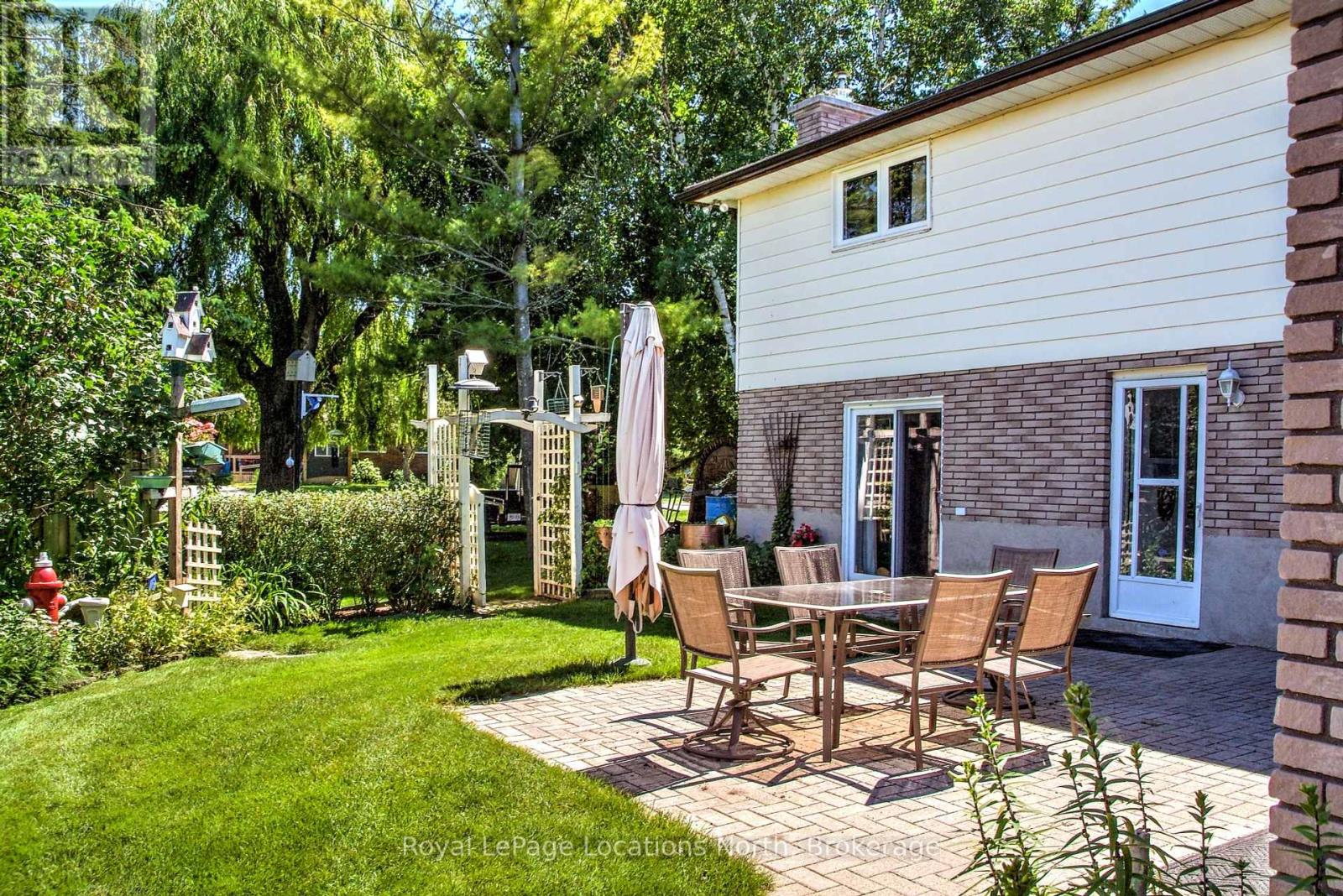 221 John Street E, Clearview, Ontario  L0M 1S0 - Photo 8 - S12304584