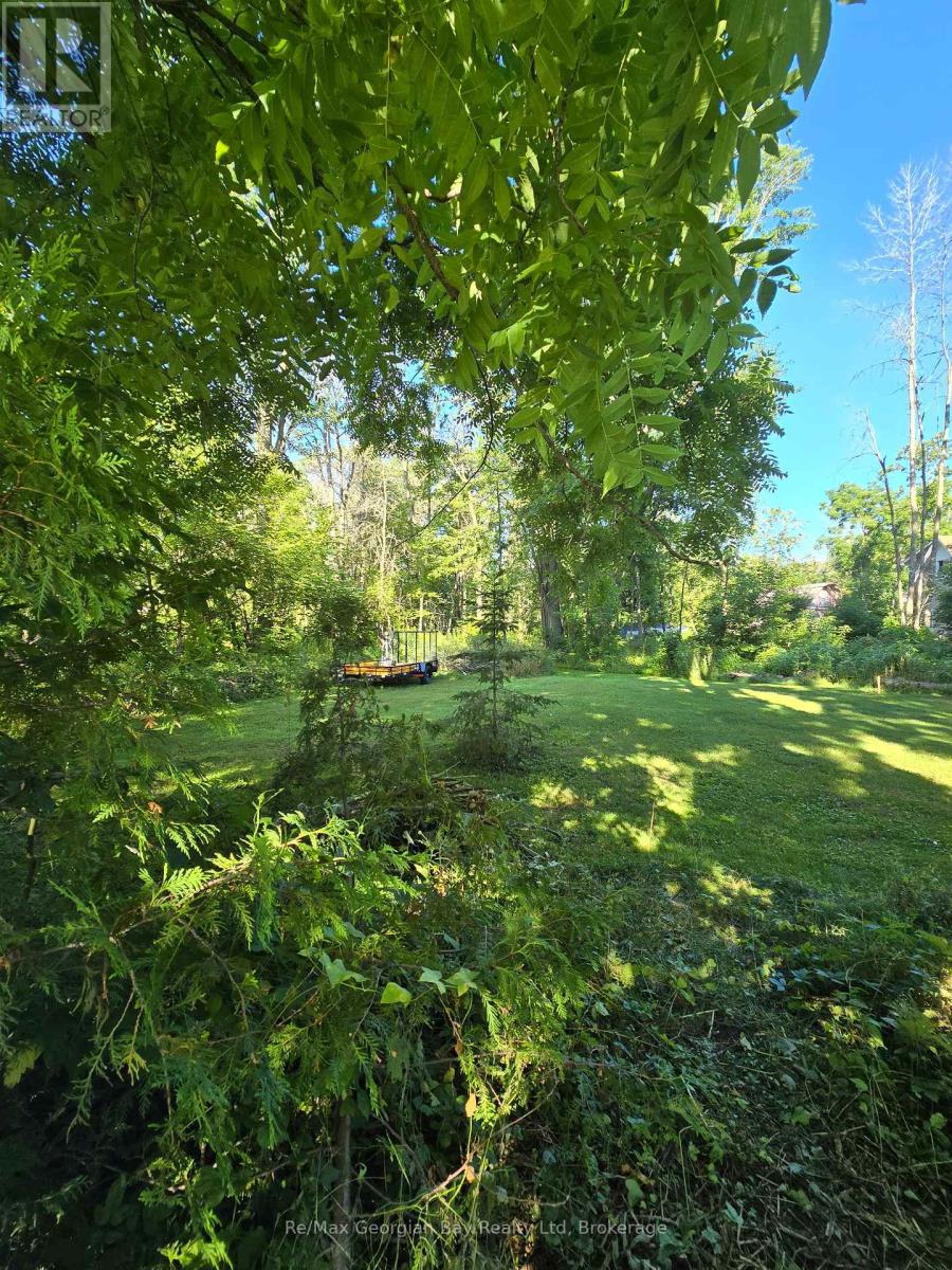 72 Coldwater Road, Severn, Ontario  L0K 1E0 - Photo 5 - S12304690