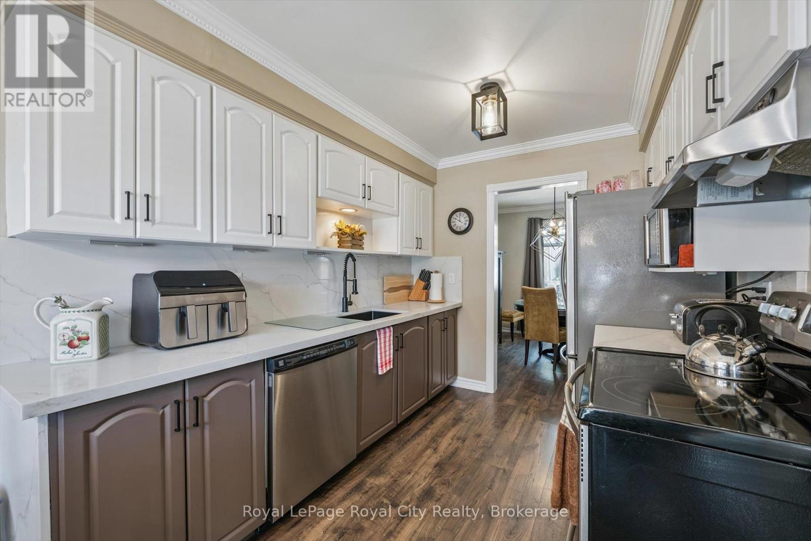 72 Maiden Lane, Milton, Ontario  L9T 2H4 - Photo 11 - W12304873