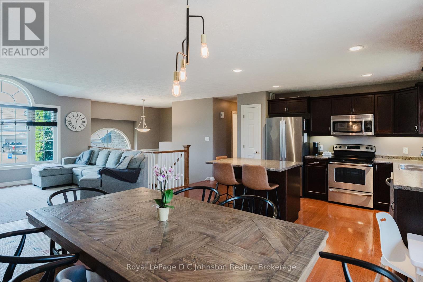 497 Buckby Lane, Saugeen Shores, Ontario  N0H 2C1 - Photo 14 - X12305517