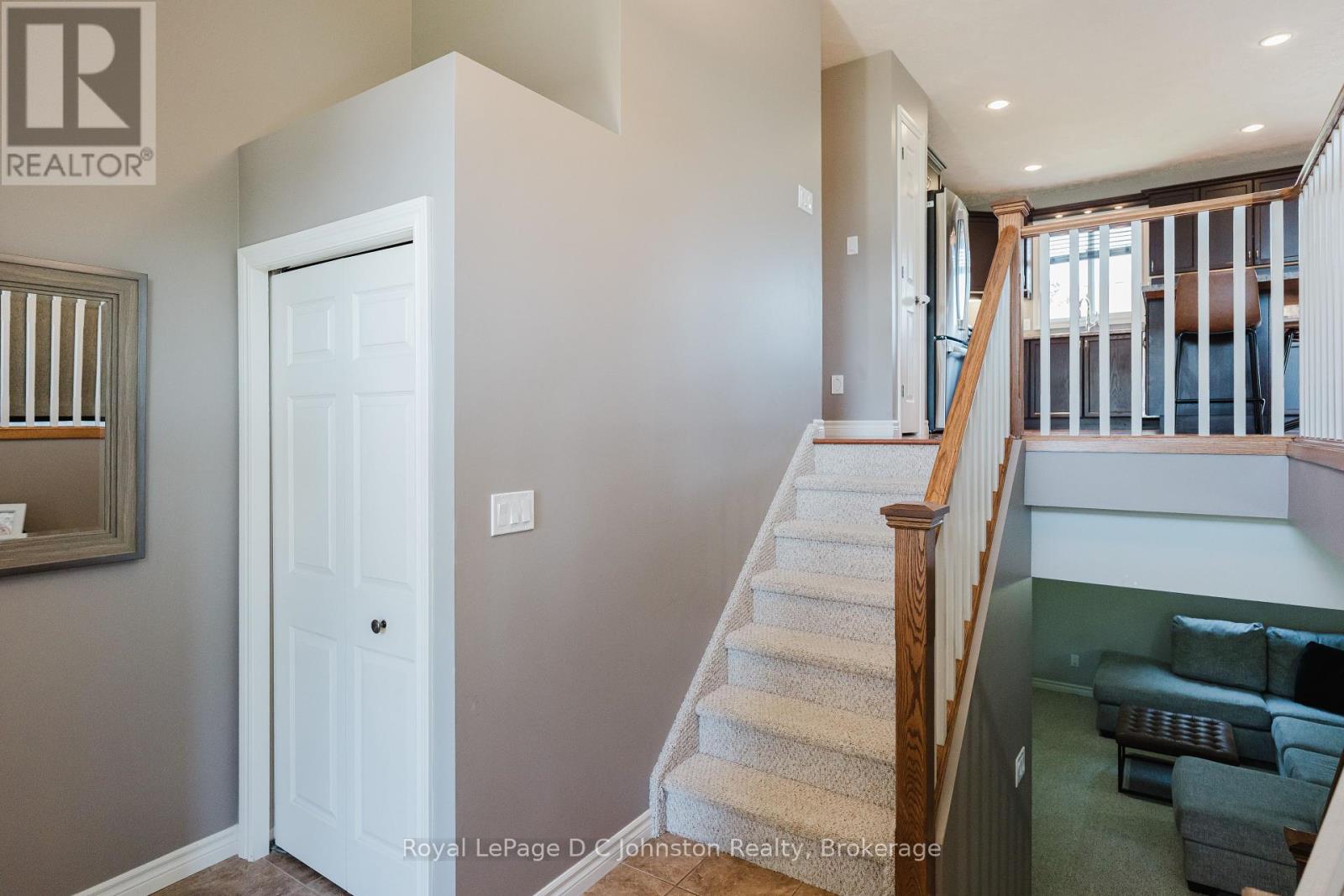 497 Buckby Lane, Saugeen Shores, Ontario  N0H 2C1 - Photo 7 - X12305517