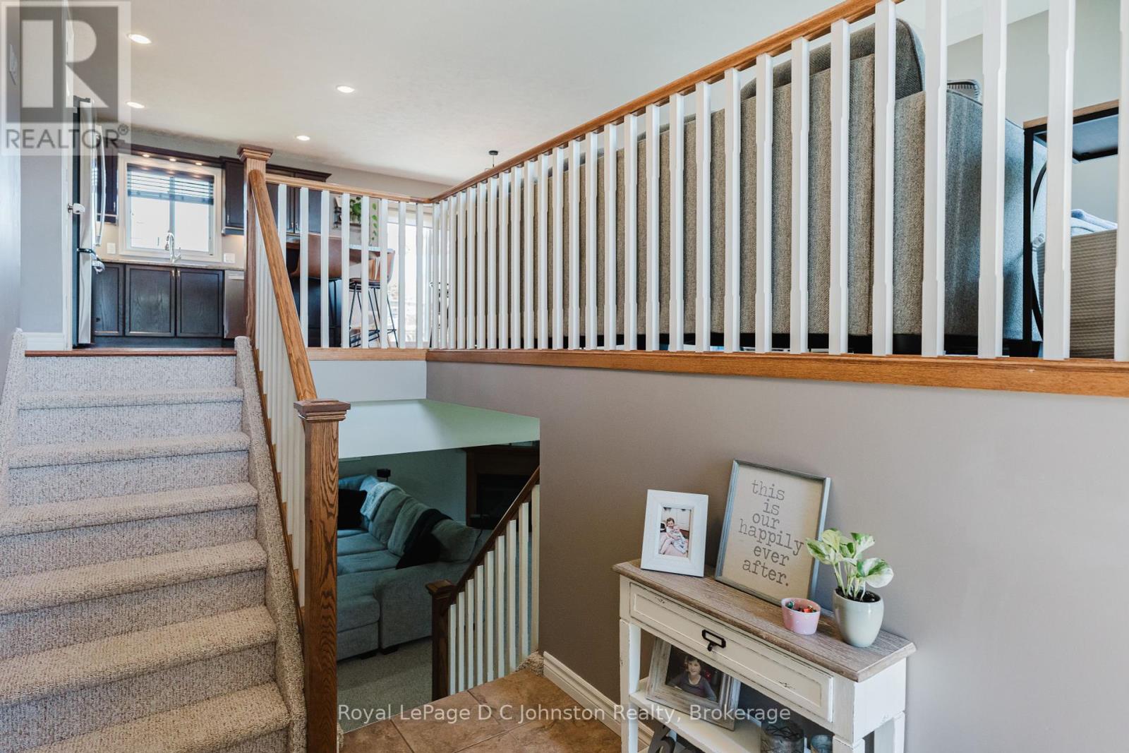 497 Buckby Lane, Saugeen Shores, Ontario  N0H 2C1 - Photo 8 - X12305517