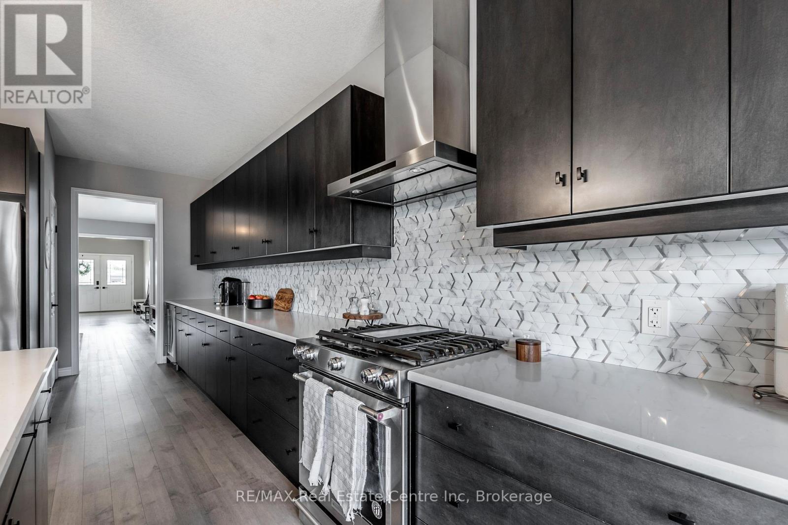 49 Keating Street, Guelph, Ontario  N1E 0S2 - Photo 17 - X12305561