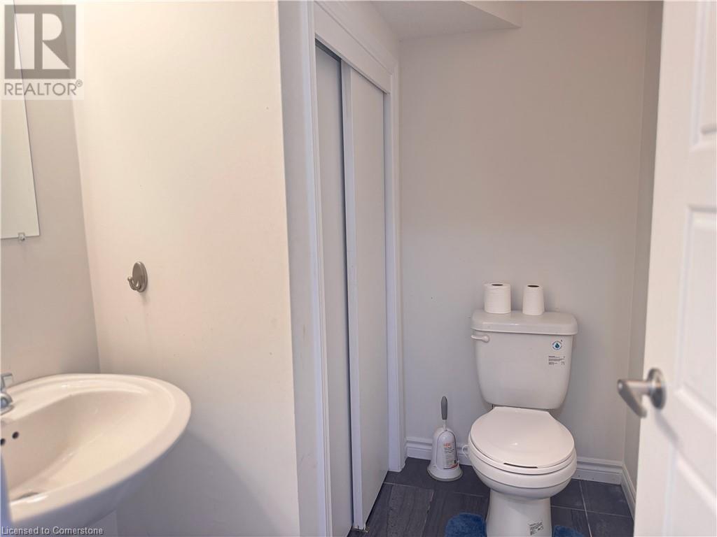 1430 Highland Road Unit# 36b, Kitchener, Ontario  N2N 0C3 - Photo 3 - 40754404