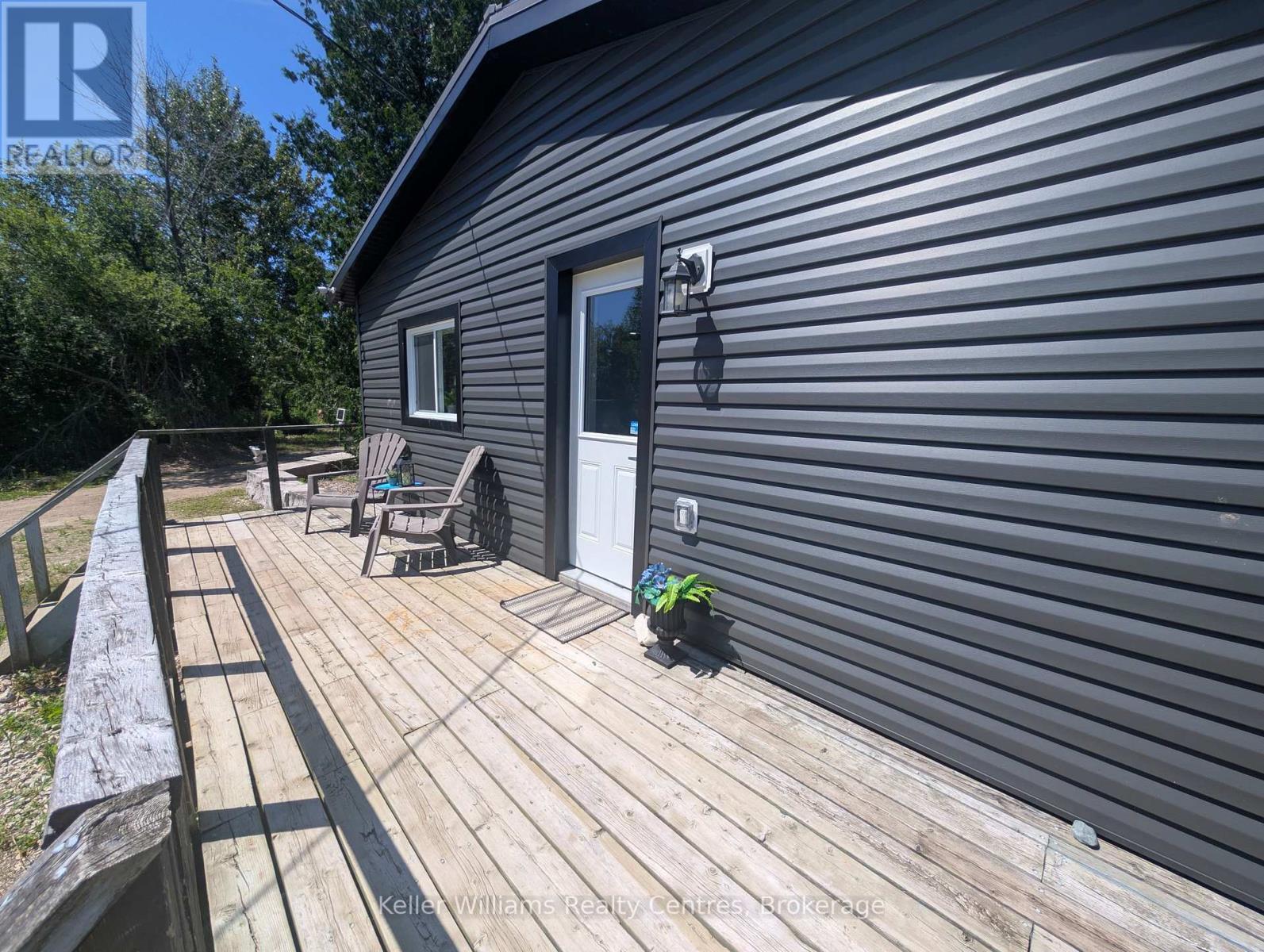 23 Stokes Bay Road, Northern Bruce Peninsula, Ontario  N0H 1W0 - Photo 8 - X12306029