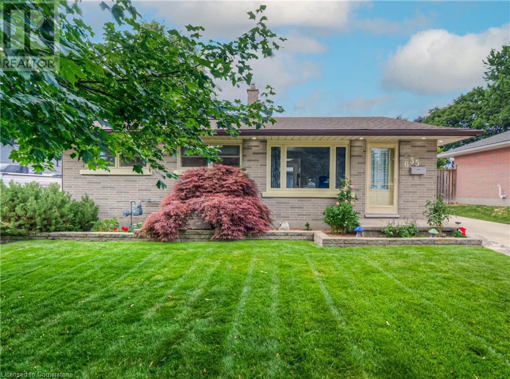 635 Pine Street, Cambridge, Ontario  N3H 2S7 - Photo 2 - 40754531