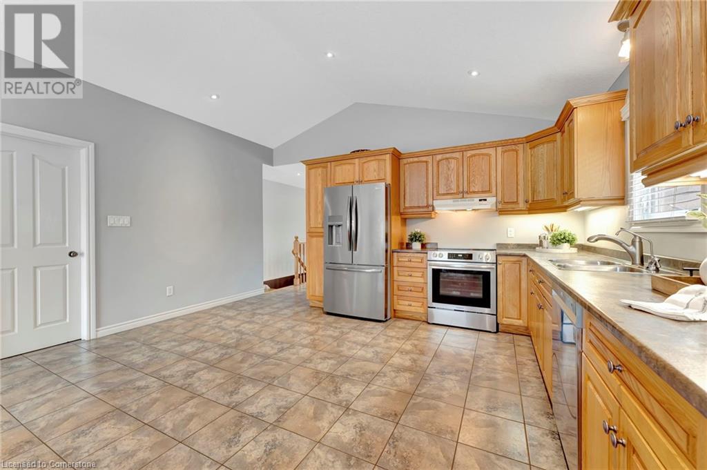 23 Oakcliffe Street, Elmira, Ontario  N3B 3P4 - Photo 10 - 40749675
