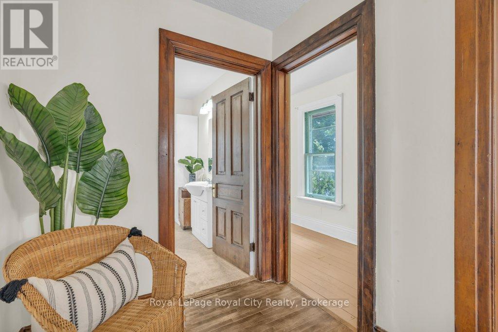 159 York Road, Guelph, Ontario  N1E 3G1 - Photo 30 - X12307117