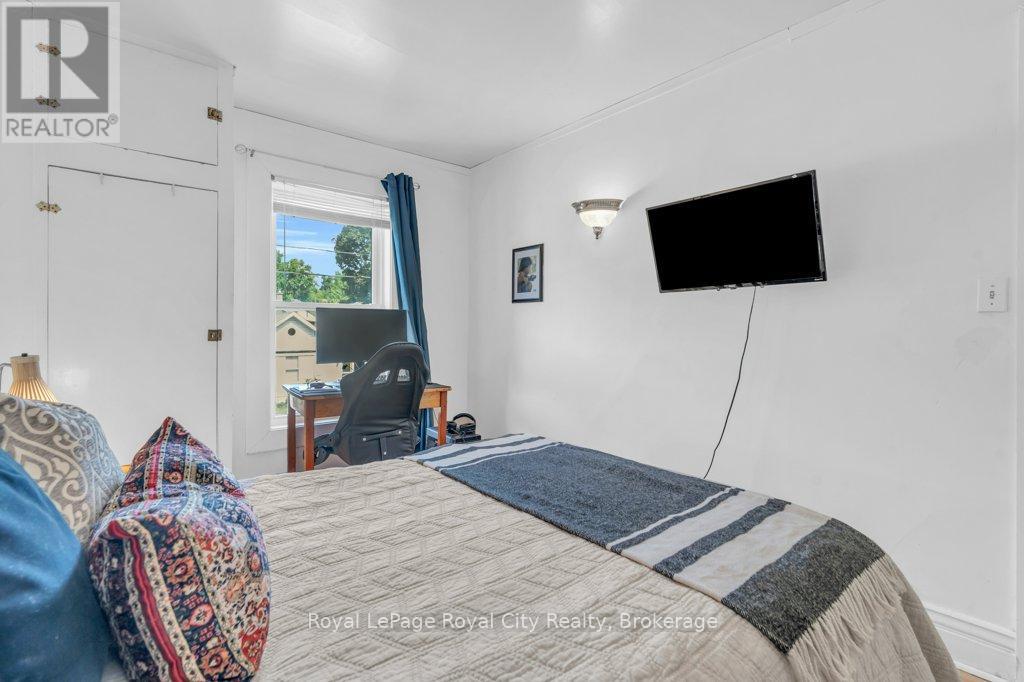 159 York Road, Guelph, Ontario  N1E 3G1 - Photo 35 - X12307117