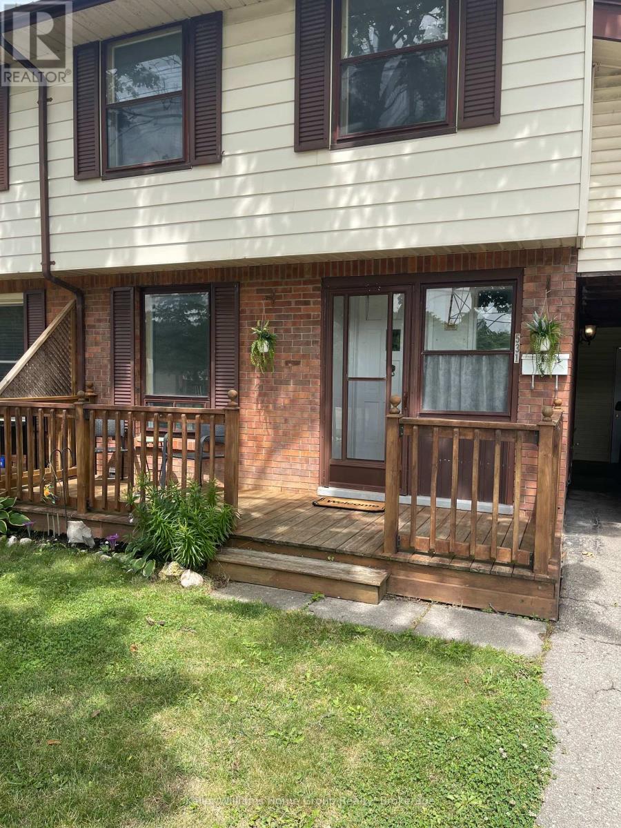 531 STRASBURG ROAD, Kitchener, Ontario