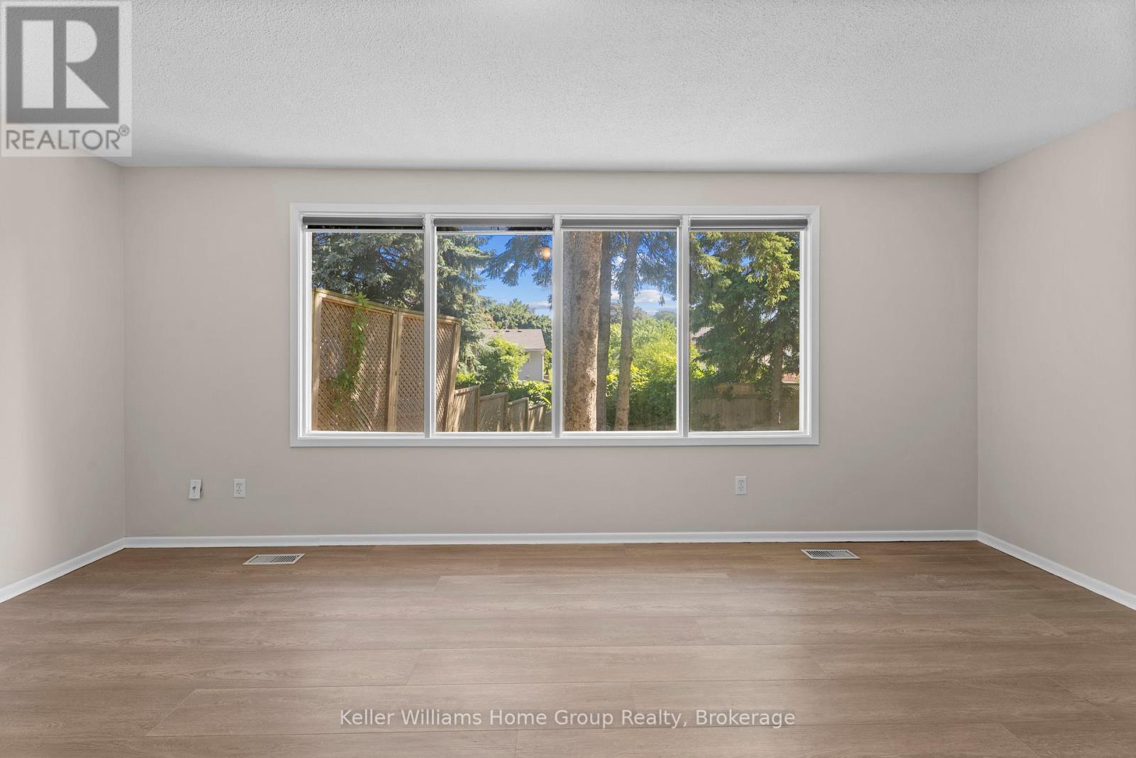 531 Strasburg Road, Kitchener, Ontario  N2E 1P1 - Photo 13 - X12307126