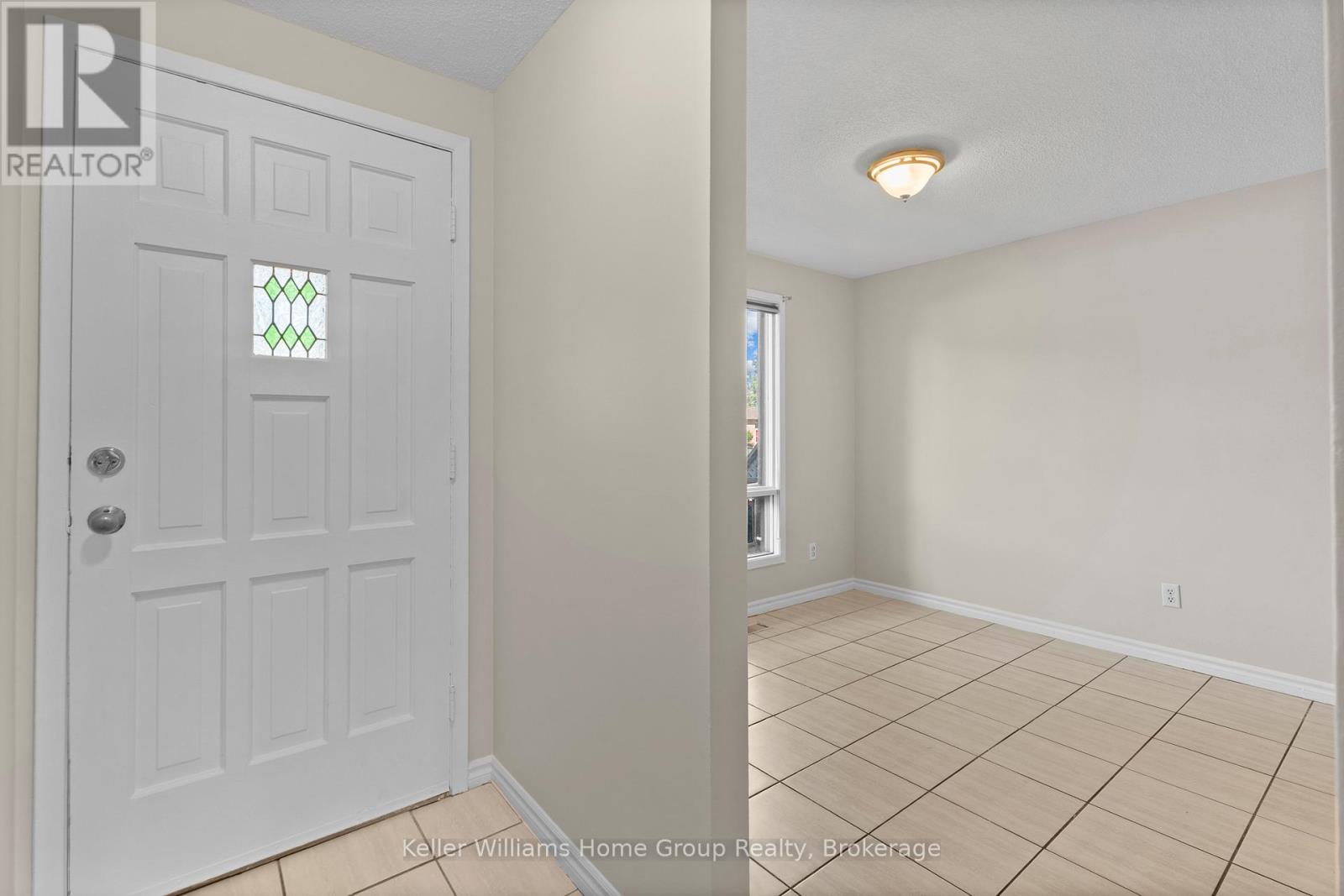 531 Strasburg Road, Kitchener, Ontario  N2E 1P1 - Photo 5 - X12307126