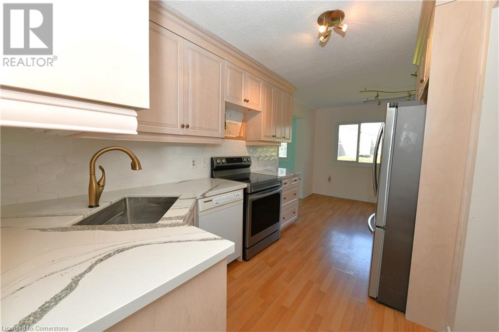 30 Green Valley Drive Unit# 96, Kitchener, Ontario  N2P 1G8 - Photo 4 - 40754727