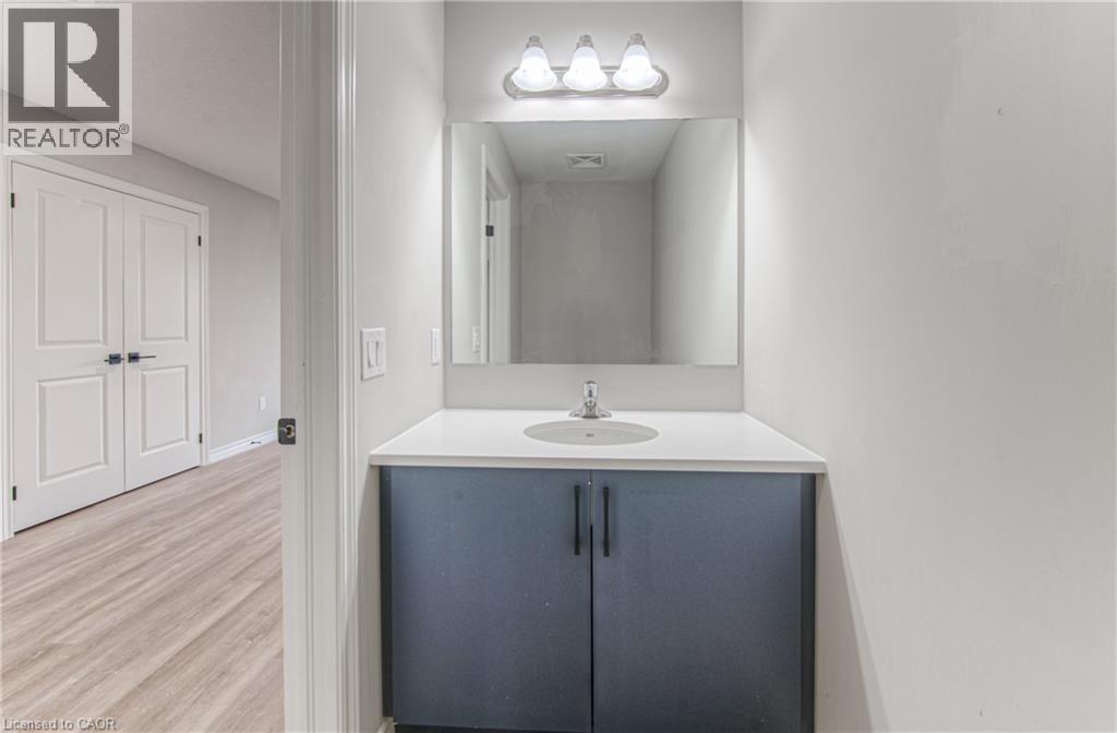 253 Chapel Hill Drive, Kitchener, Ontario  N2R 0S4 - Photo 17 - 40737363
