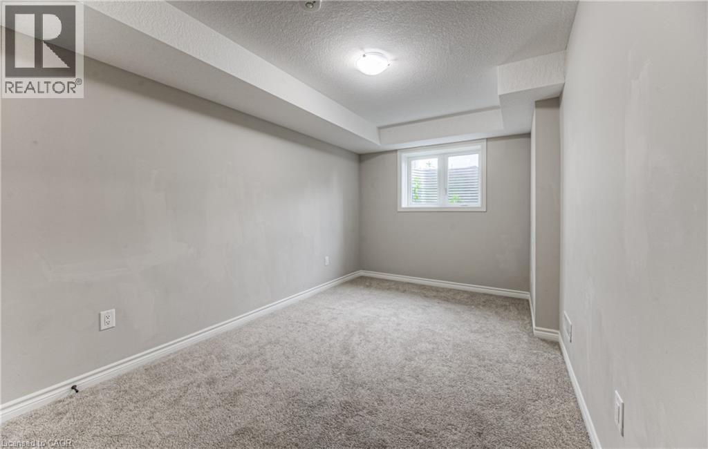 253 Chapel Hill Drive, Kitchener, Ontario  N2R 0S4 - Photo 25 - 40737363