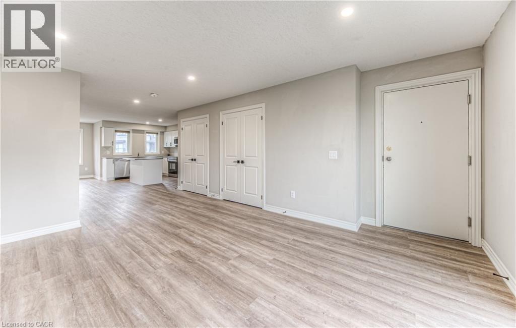 253 Chapel Hill Drive, Kitchener, Ontario  N2R 0S4 - Photo 6 - 40737363