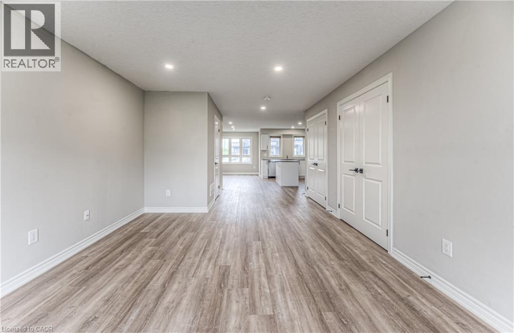253 Chapel Hill Drive, Kitchener, Ontario  N2R 0S4 - Photo 7 - 40737363