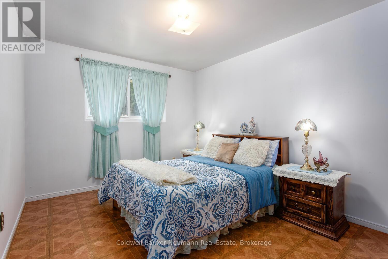 169 Country Club Drive, Guelph, Ontario  N1E 3K8 - Photo 14 - X12307425