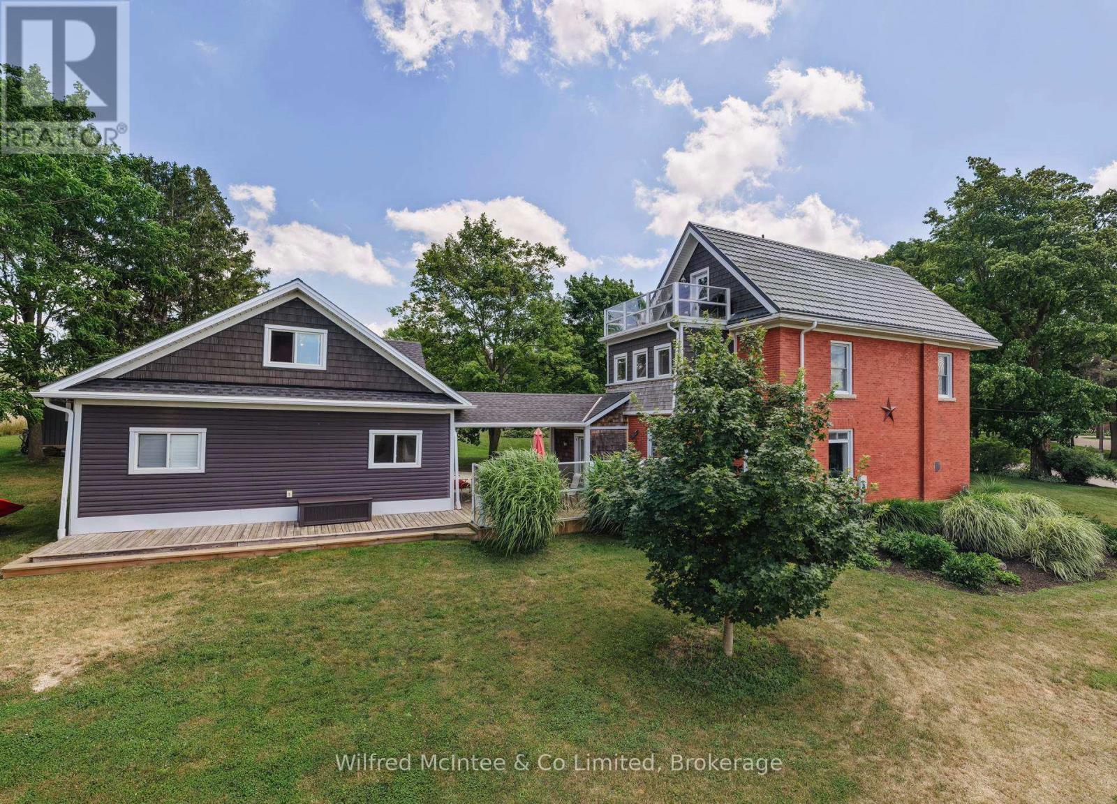938 Old Durham Road, Brockton, Ontario  N0G 2V0 - Photo 10 - X12307440