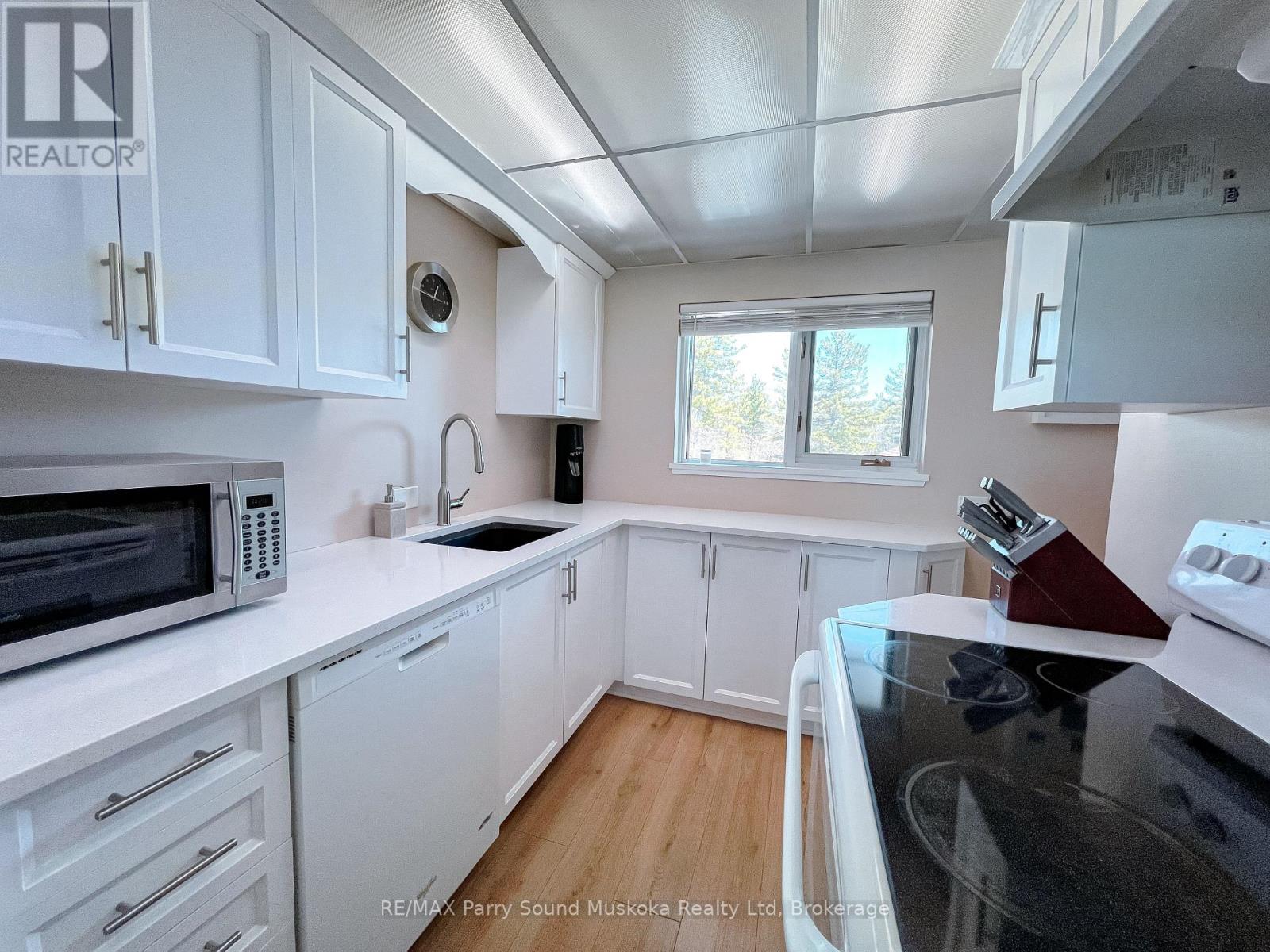2c - 20 Ryder Drive, Mcdougall, Ontario  P2A 2W9 - Photo 10 - X12307479