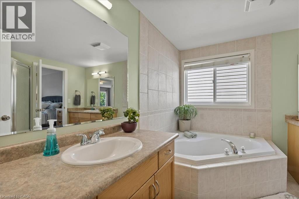 76 Gees Way, Cambridge, Ontario  N3C 4M5 - Photo 27 - 40754671