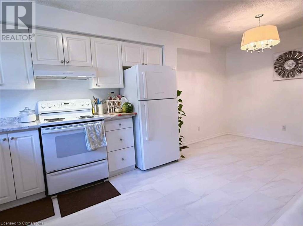 445 Pioneer Drive Unit# 4, Kitchener, Ontario  N2P 1L8 - Photo 3 - 40744546