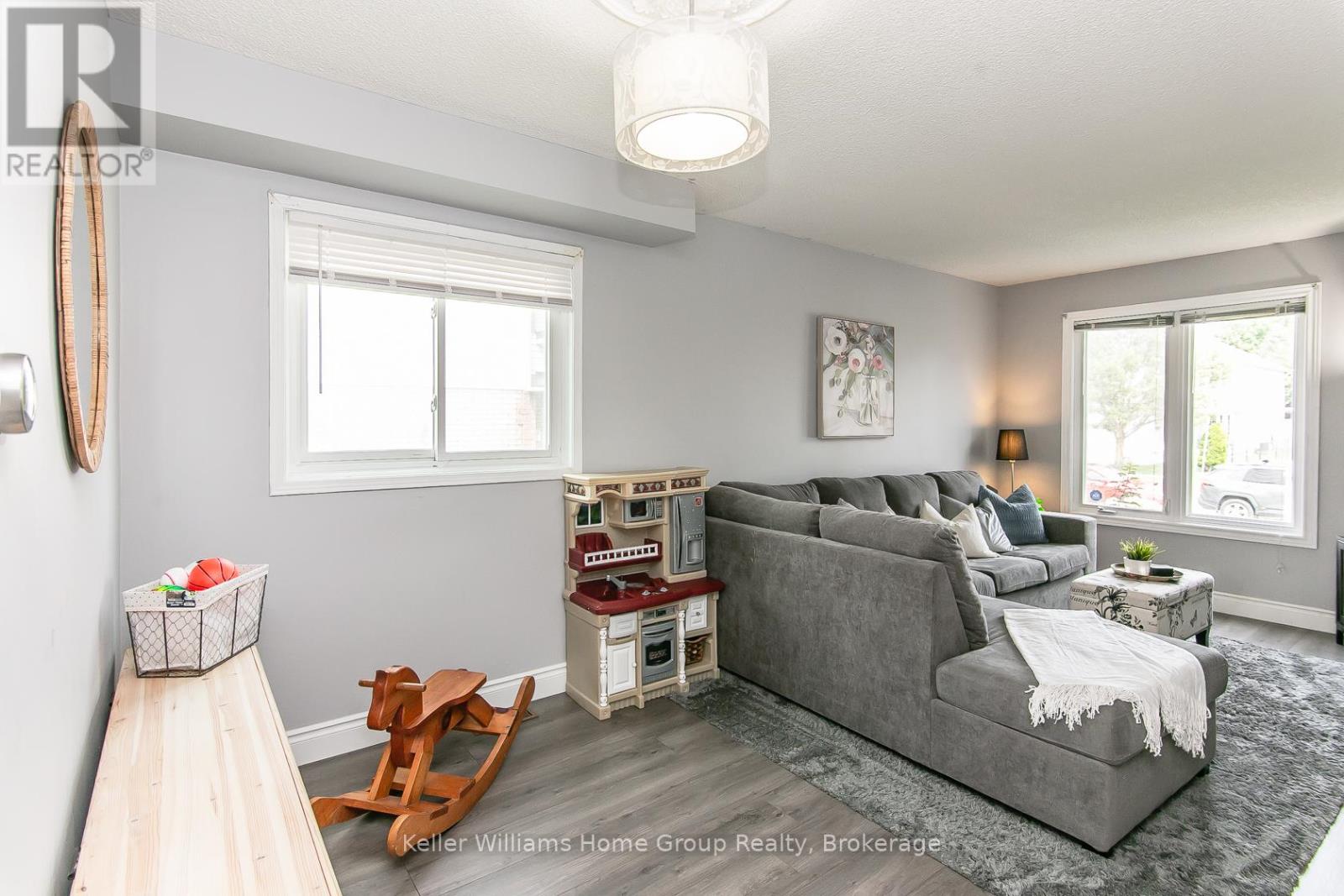 334 Christopher Drive, Cambridge, Ontario  N1P 1B9 - Photo 11 - X12307573
