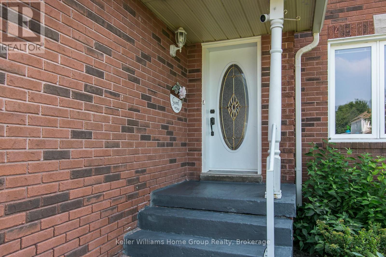 334 Christopher Drive, Cambridge, Ontario  N1P 1B9 - Photo 2 - X12307573
