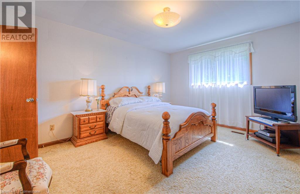 641 Black Oak Crescent, Waterloo, Ontario  N2V 1A4 - Photo 14 - 40754679