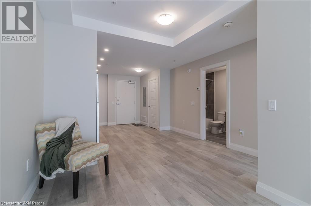 5 Wake Robin Drive Unit# 108, Kitchener, Ontario  N2E 0H6 - Photo 2 - 40754607
