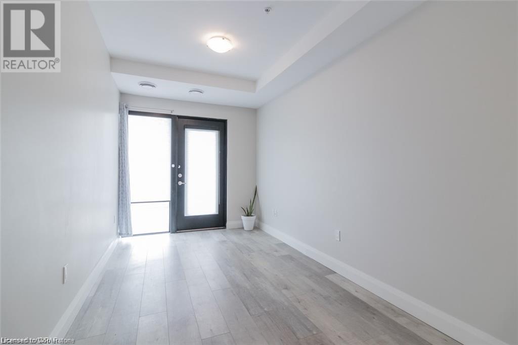 5 Wake Robin Drive Unit# 108, Kitchener, Ontario  N2E 0H6 - Photo 4 - 40754607