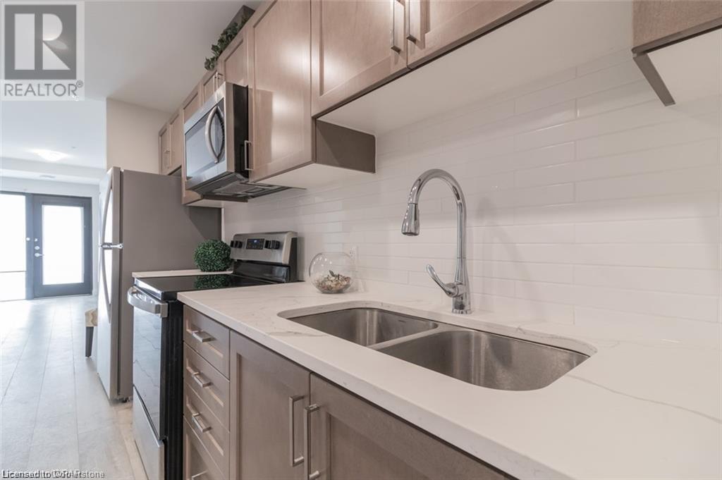 5 Wake Robin Drive Unit# 108, Kitchener, Ontario  N2E 0H6 - Photo 5 - 40754607