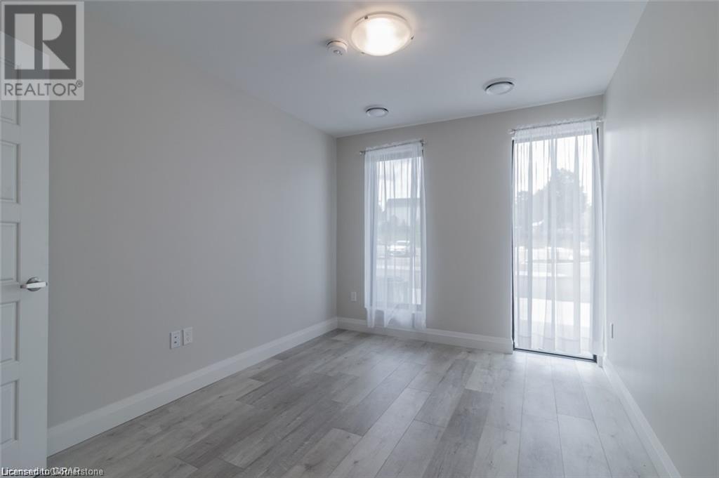 5 Wake Robin Drive Unit# 108, Kitchener, Ontario  N2E 0H6 - Photo 7 - 40754607