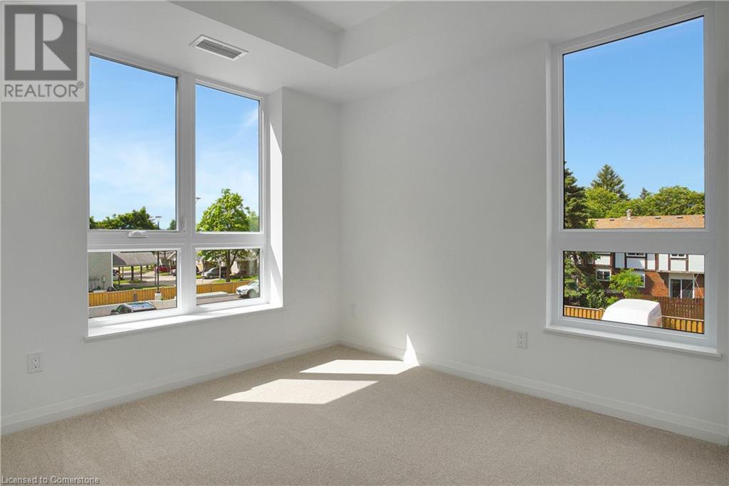 101 Golden Eagle Road Unit# 203, Waterloo, Ontario  N2V 1C3 - Photo 12 - 40754535