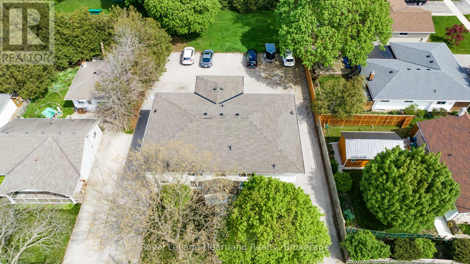 194 Bennett Street W, Goderich, Ontario  N7A 1X8 - Photo 5 - X12308036