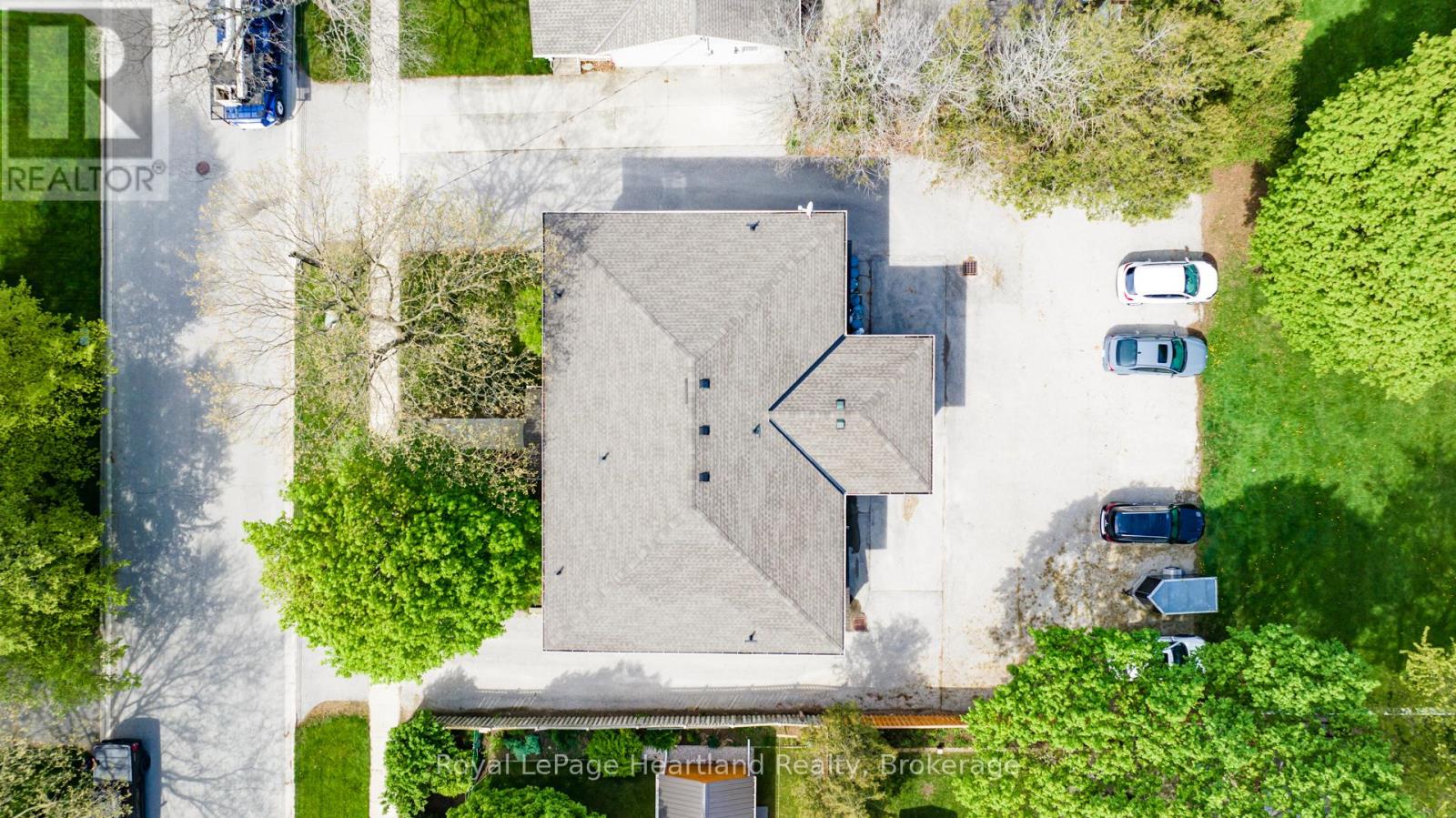 194 Bennett Street W, Goderich, Ontario  N7A 1X8 - Photo 6 - X12308036