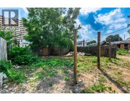7 1/2 HURON Street, Hamilton, Ontario