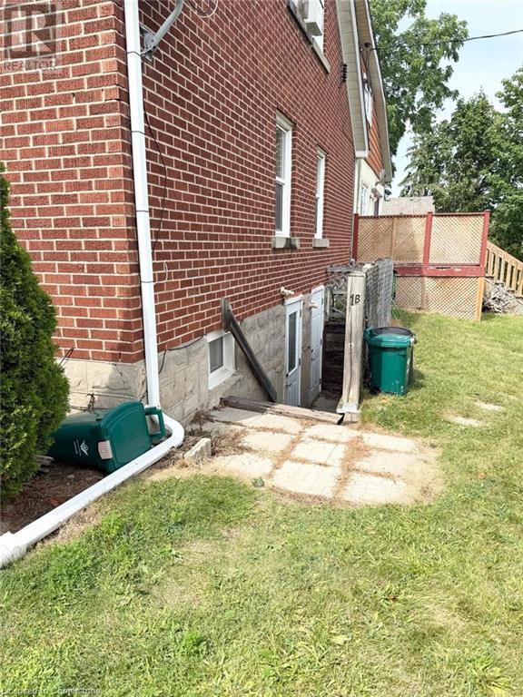 56 Lilac Street Unit# 1b, Kitchener, Ontario  N2G 3A8 - Photo 3 - 40754901