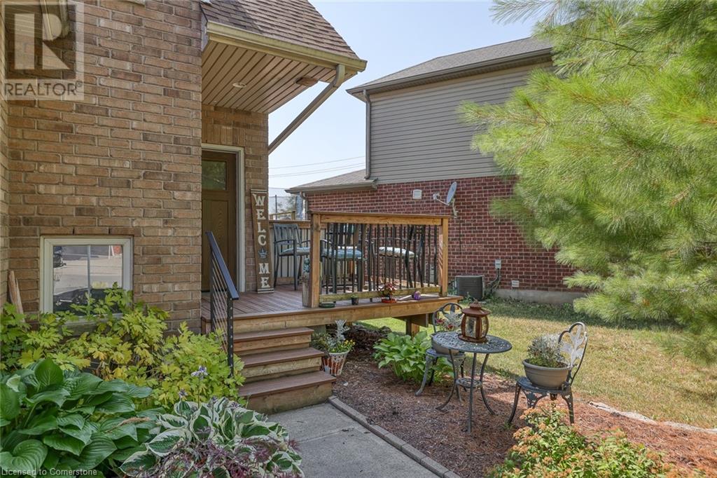 386 Champlain Avenue, Woodstock, Ontario  N4V 0B3 - Photo 5 - 40754170