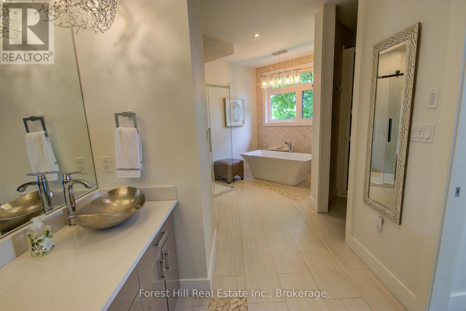 142 Himbury Lane, Kearney, Ontario  P0A 1M0 - Photo 26 - X12308320