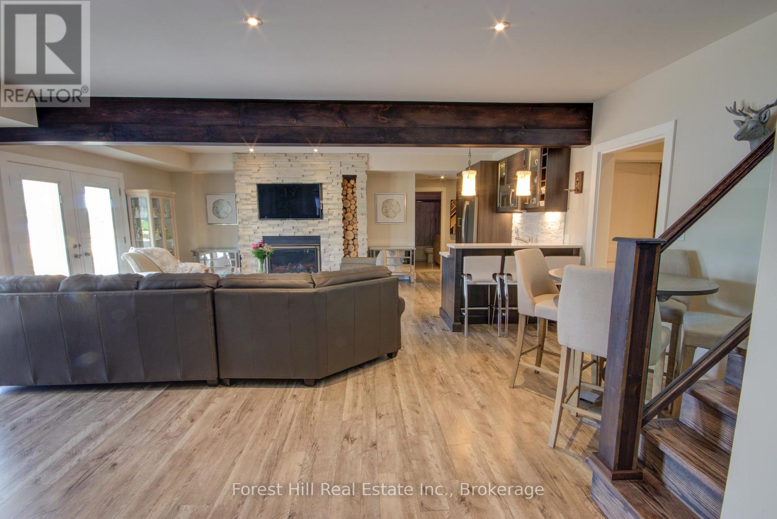 142 Himbury Lane, Kearney, Ontario  P0A 1M0 - Photo 30 - X12308320
