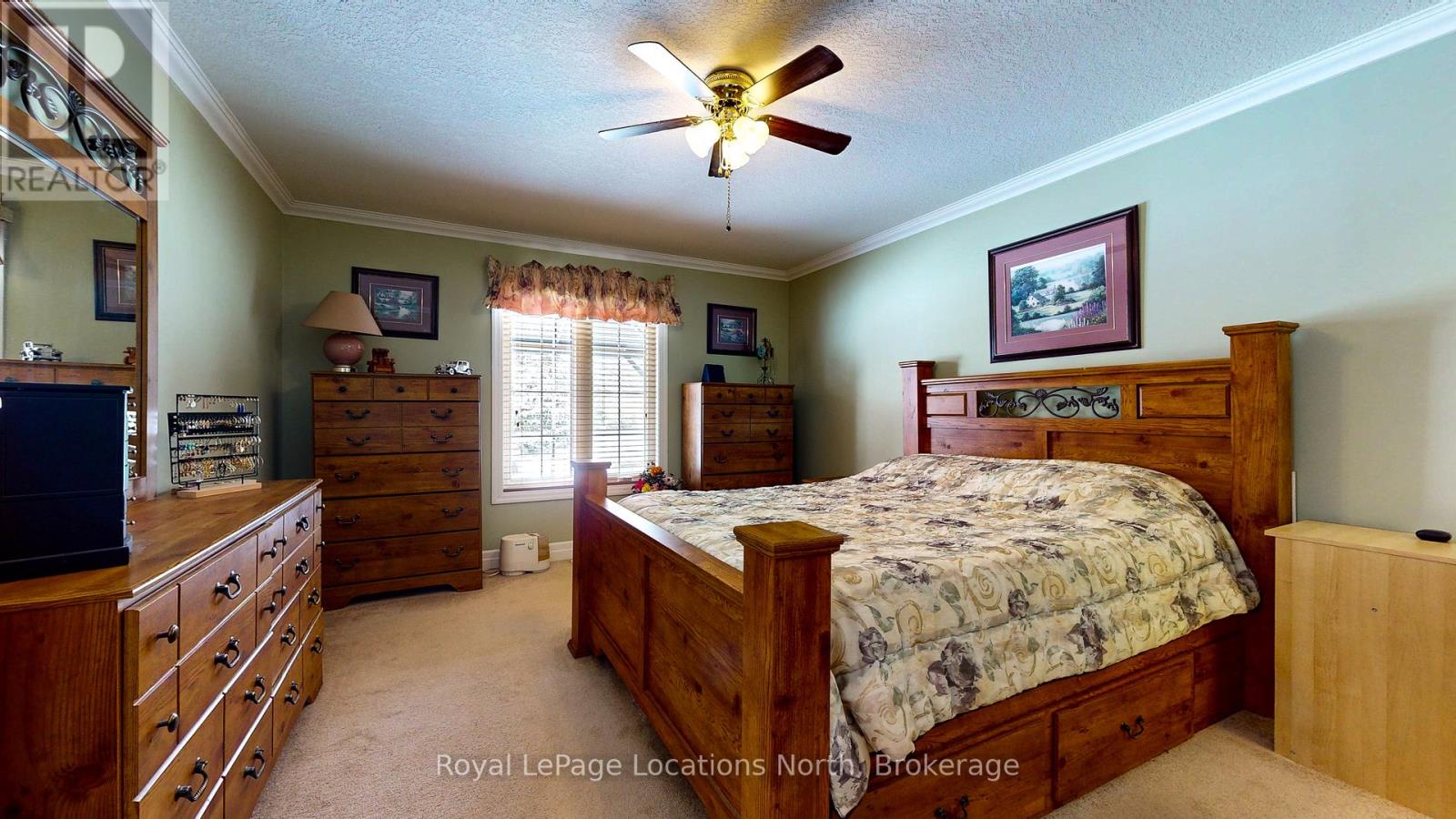 54 New York Avenue, Wasaga Beach, Ontario  L9Z 3A8 - Photo 29 - S12308817