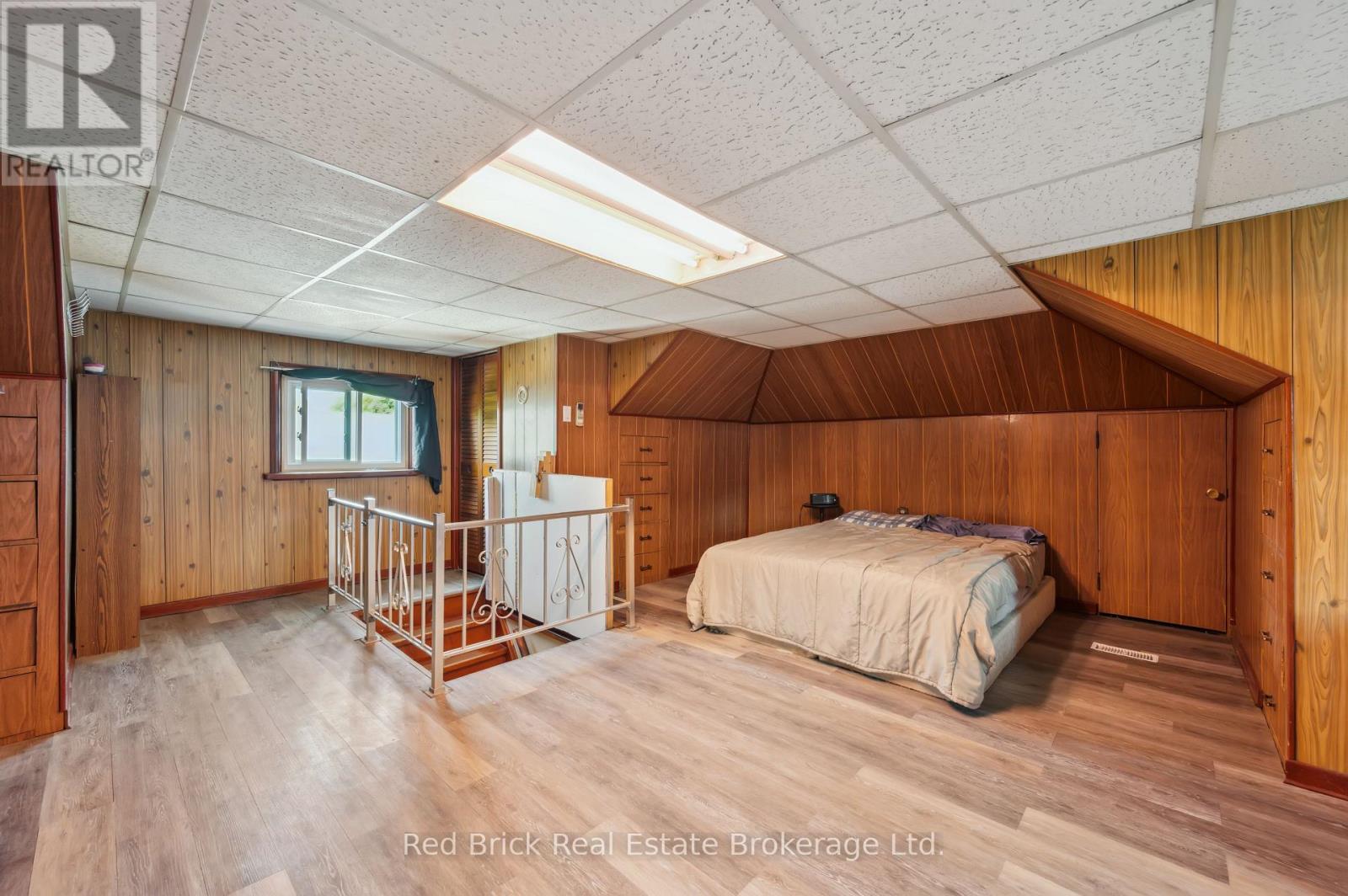 28 Barton Street, Guelph, Ontario  N1H 1M3 - Photo 12 - X12308948