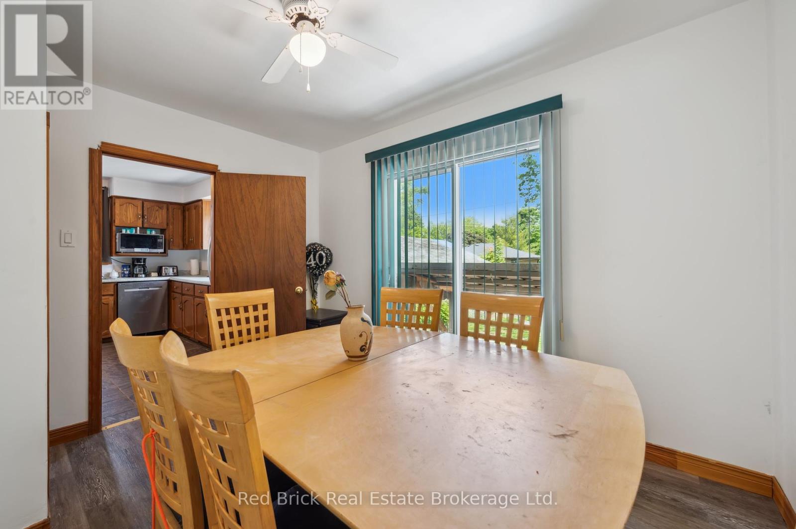 28 Barton Street, Guelph, Ontario  N1H 1M3 - Photo 9 - X12308948
