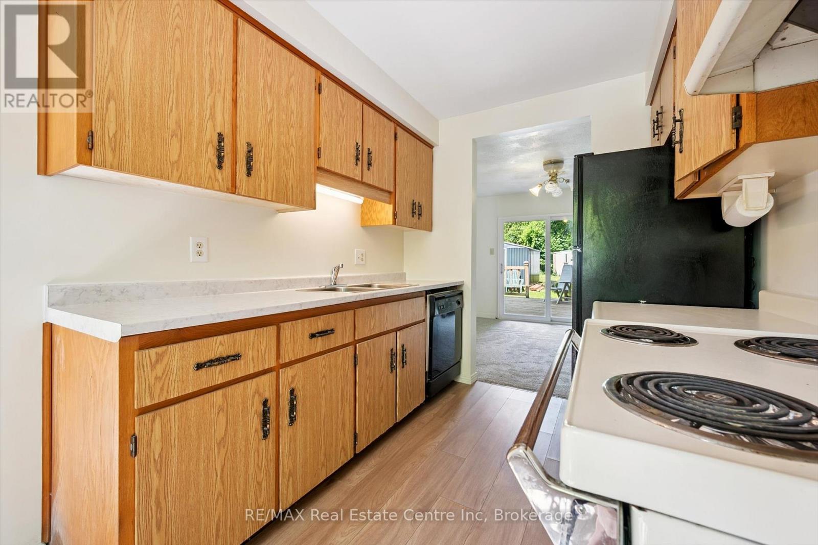 177 Ironwood Road, Guelph, Ontario  N1G 3P5 - Photo 12 - X12309005